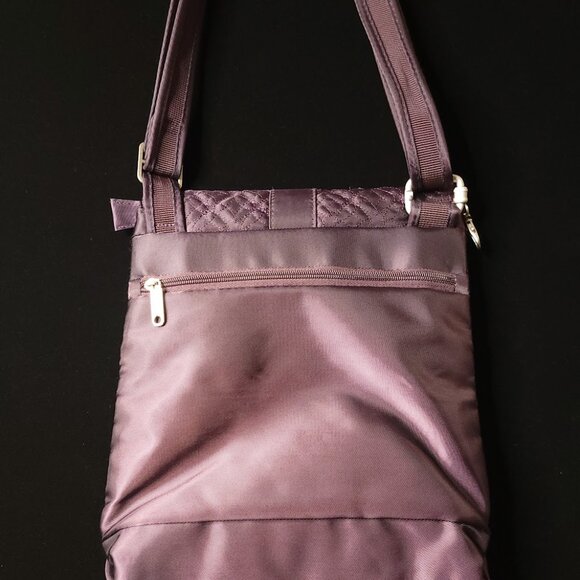 Travelon Quilted Anti-Theft Crossbody Bag | Zipper Locks + Cut-Proof Strap - Picture 4 of 15